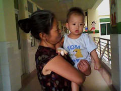 Cảnh báo trẻ bỏng do nồi cơm điện