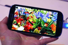 Samsung chê người dùng iPhone là 'kẻ thua cuộc già mồm'