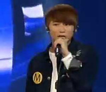 Nghe bản hit 'Cơn mưa ngang qua' của M-TP