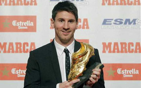 Messi háo hức nhận lại ‘Chiếc giày vàng’ châu Âu