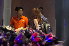 Hương Giang 'chuyển giới' tình tứ với người yêu tin đồn