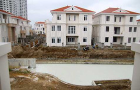 Người mua BĐS tung đủ chiêu kiện chủ đầu tư