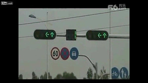 Biển báo kiểu thách đố người tham gia giao thông