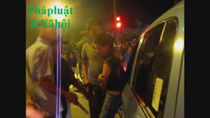 Lái Camry truy đuổi 2 tên trộm từ Vĩnh Phúc đến Hà Nội