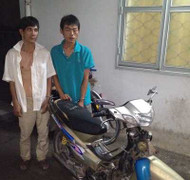 Nổ súng truy bắt băng cướp tài sản của du khách