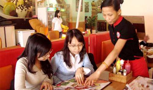 Cửa hàng cơm văn phòng đua nhau phá sản