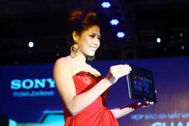 Cận cảnh máy tính 'lai' độc đáo của Sony tại Việt Nam