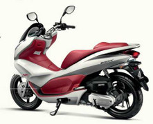Honda ra mắt 2 xe ga Spacy và PCX mới