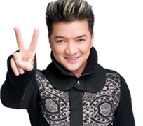 Mr Đàm và trò The Voice ‘tấn công’ Hà Nội