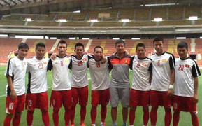 U19 Việt Nam thảm bại ngày ra quân