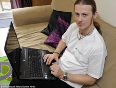 'Nướng' tinh trùng dưới laptop, nguy cơ vô sinh