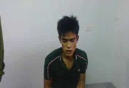 Bị chặn lại, tên trộm lao thẳng xe vào đám đông