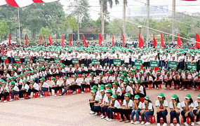 Dạy học sinh bảo vệ nước sạch và vệ sinh môi trường