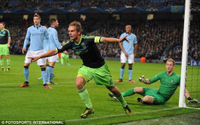 Man City 2-2 Ajax: Chỉ mành treo chuông