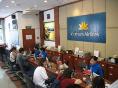 Vé máy bay Tết: Khan vé, giá tăng vù vù