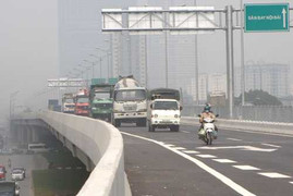 Đường trên cao sau nửa tháng vận hành