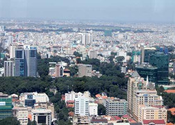 Có 1 tỷ đồng, nên mua đất nền hay chung cư?