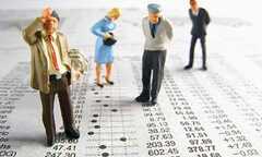 Nhân viên ngân hàng ức chế vì quản lý nghiệt ngã