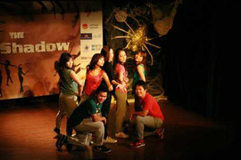 ‘Ngày tận thế’ qua con mắt du học sinh Anh