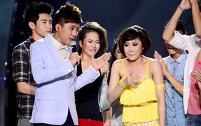 Thảo Uyên rút lui, Trấn Thành nhòe nước mắt