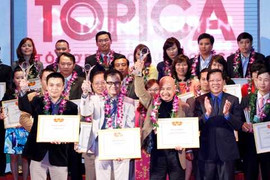 Ông chủ cafe Trung Nguyên trở thành giảng viên xuất sắc