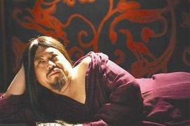 Cười to, một thai phụ bị sinh non