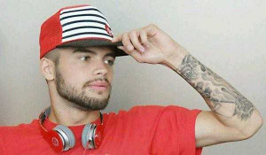 Bắt sao nhập tịch Indonesia hành hung sinh viên