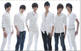 Nóng hổi clip chào fan Việt của Sistar và Teen Top