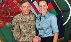 CIA mở cuộc điều tra về tướng Petraeus