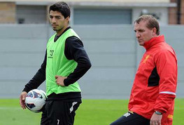 Liverpool lắc đầu trước đống tiền của Man City