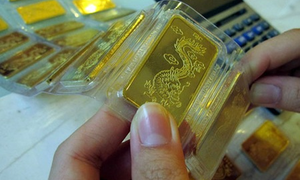 Hàng loạt ngân hàng từ chối mua vàng SJC