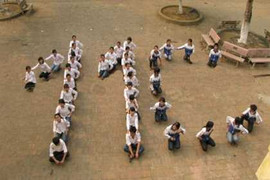 Cô bỏ trường sau lời nói cay nghiệt của tôi