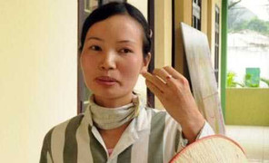 Chuyện đời nữ phạm nhân và chiếc đài chứa đầy thuốc nổ