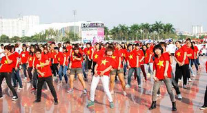 Hàng ngàn người nhảy Gangnam Style chào Kpop Festival