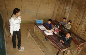 Chuyện thầy cô ở “vương quốc La Chí” giữa rừng thẳm