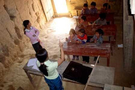 Cục mỡ khô và miếng da trâu của thầy cô ở Tây Côn Lĩnh