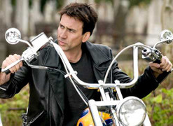 Hoang phí, tài tử Nicolas Cage điêu đứng vì nợ thuế