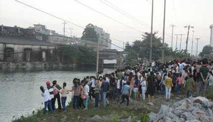 Thi thể người đàn ông cạnh bệnh viện Nhi