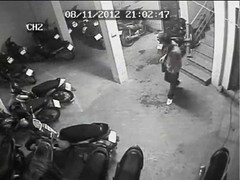 Video: Trộm đột nhập chung cư ‘cuỗm’ đồ chớp nhoáng