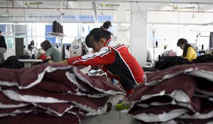 Xưởng may ở Nga dùng 600 người Việt làm hàng 'nhái'