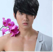 Nam Thành đoạt giải Thời trang Mr World