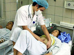 Da mặt đen thui như Bao Công sau tắm trắng