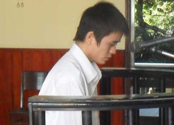 Nam sinh sát hại 'tình địch' lãnh án