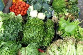 Giá lạnh, rau quả tăng giá, nội trợ giật mình