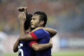 Quật ngã Lào, Malaysia tìm lại đường đi tiếp