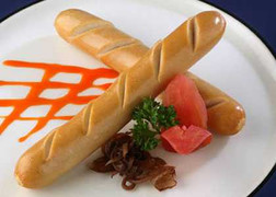 Xúc xích 'thừa' phụ gia có thể gây ung thư