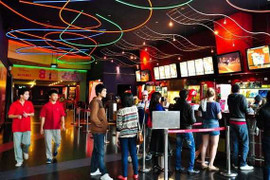 Người Việt dành gần 1.000 tỷ đồng để xem phim rạp