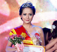 Loạn hoa khôi sinh viên: Có đêm 2 cuộc thi sắc đẹp