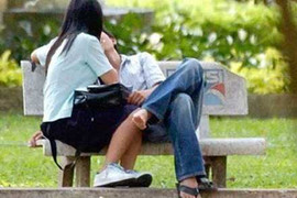 Bị từ chối tình cảm, ép người yêu uống thuốc sâu