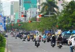 Đi lại 'giật cục' vì đèn đỏ ở Đà Nẵng